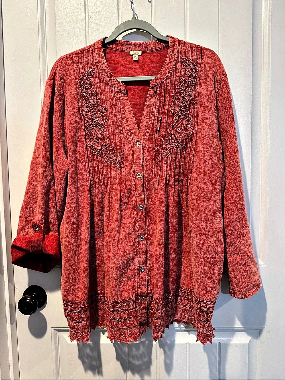 Reba Embroidered Lace Trim Top in Red XL